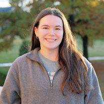 Headshot image of Student Volunteer Center Marketing Ambassador, Emily Myrick